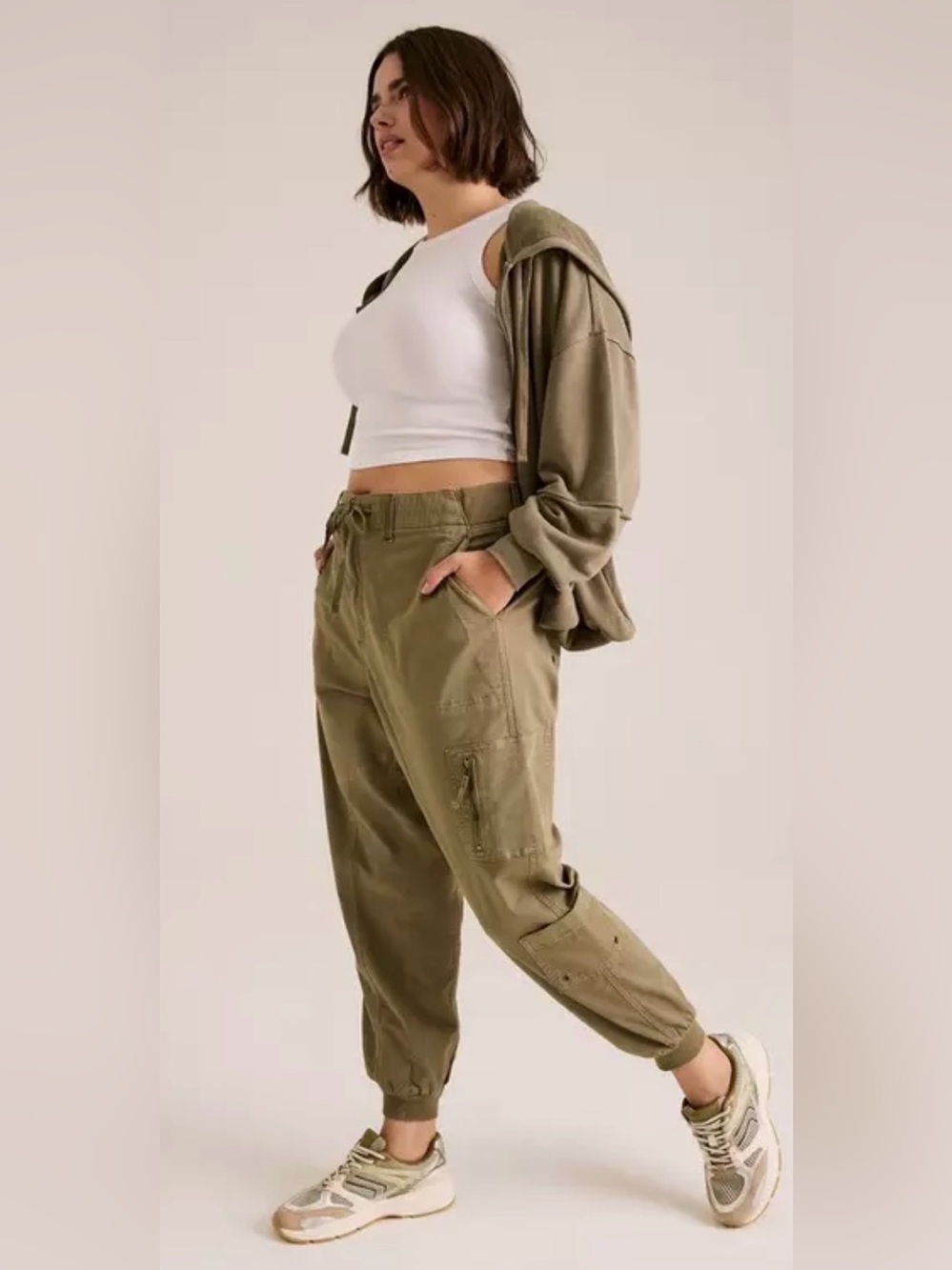 Torrid Festi Cargo Jogger Amy Olive Green Pockets NWT Plus Size 18 R - Picture 14 of 15